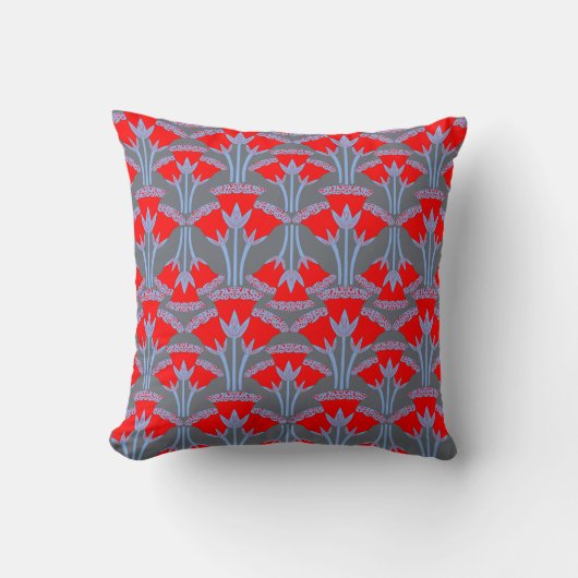 Red Bellflower Throw Pillow | One Owl Artist クッション (正面)