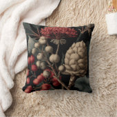 Red Berries and Exotic Seed Pods on Black クッション (ブランケット)