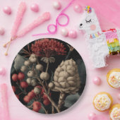 Red Berries and Exotic Seed Pods on Black ペーパープレート (パーティー)