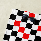 Red Black White Checkered Pattern Design  ビーチタオル (インサイチュ)