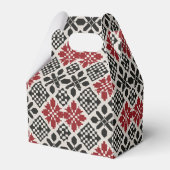 Red Black White Geometric Folk Pattern フェイバーボックス (正面サイド)
