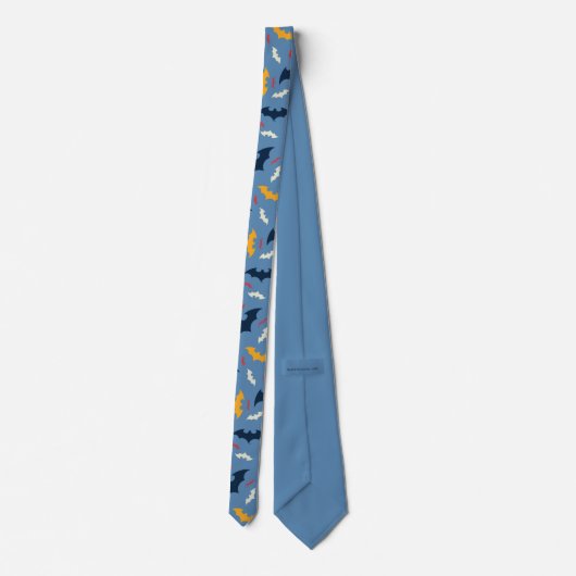 Red, Blue, and Yellow Bat Logo Pattern ネクタイ (裏面)