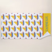 Red Blue and Yellow Toy Sailboat Personalized ビーチタオル (正面)