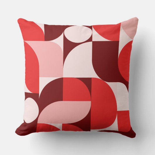 Red Blush Burgundy Geometric Composition クッション (正面)