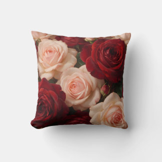 Red & Blush Pink Roses — Romantic Vintage Floral B クッション
