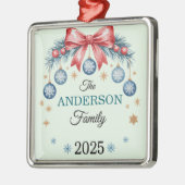 Red Bow Blue Ornaments Family Name 2025 Christmas メタルオーナメント (左)