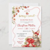 Red Bow Coquette Strawberry Bunny Baby Shower Invi 招待状 (正面)