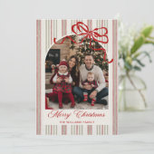 Red Bow Family Photo Christmas Holiday Card シーズンカード (スタンド正面)