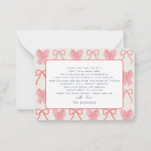 Red Bow & Pink Stripes Baby Shower Thank You ノートカード (裏面)