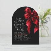 Red Bow She's Tying the Knot Bridal Shower Photo 招待状 (スタンド正面)