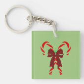 Red Candy Canes with Pine Needles & Bow キーホルダー (正面)