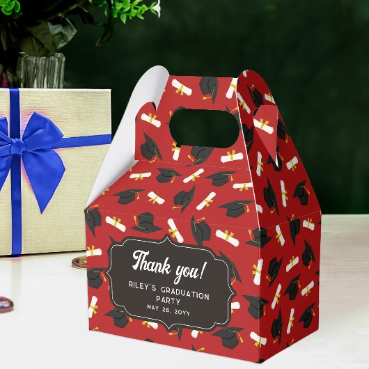 Red Caps & Diplomas Pattern Graduation Thank You フェイバーボックス