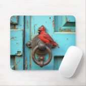 Red Cardinal On a Rusty Door Knocker マウスパッド (マウス)