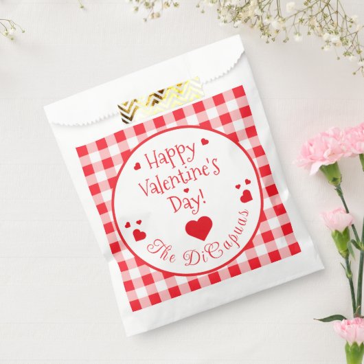 Red Check Red Hearts Valentine's Day フェイバーバッグ (封をした状態)
