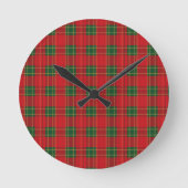 Red Christmas Plaid Pattern | Cozy Holiday Design ラウンド壁時計 (正面)