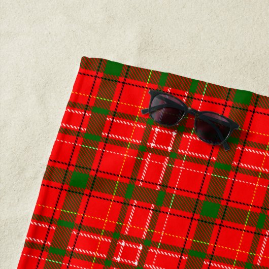 Red Christmas Tartan Plaid Pattern Design  ビーチタオル (インサイチュ)