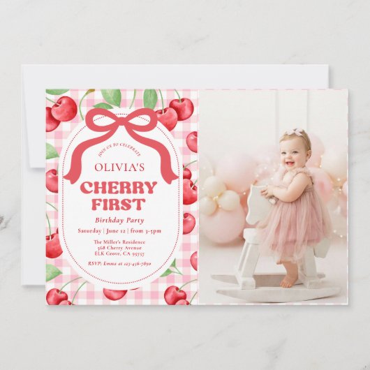Red Coquette Bow Cherry First Birthday Party Photo 招待状 (正面)