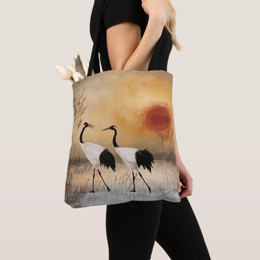 Red crowned cranes, watercolor artwork, トートバッグ (クローズアップ)