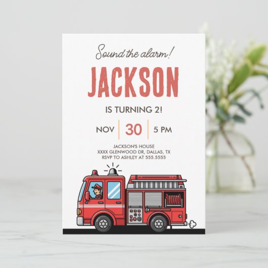 Red Fire Truck Party Décor | Custom Kids Birthday 招待状 (スタンド正面)