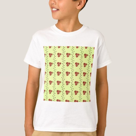 Red Floral Vine Pattern on Light Green Tシャツ (正面)
