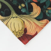 Red Floral William Morris print フリースブランケット (角)