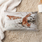 Red Foxes in the Winter Snow (by Wilhelm Kuhnert) ランバークッション (ブランケット)
