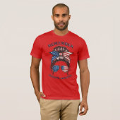RED Friday メッシーバンTシャツ - Remember Everyone Deployed Tシャツ (正面フル)