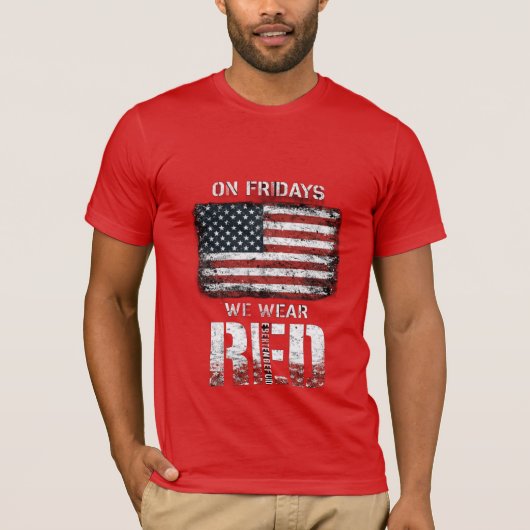 RED Friday: Remember Everyone Deployed Tシャツ (正面)
