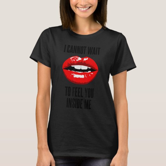 Red full lips graphic evil women tシャツ (正面)