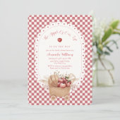 Red Gingham Boho Apple Of Our Eye ベビーシャワー 招待状 (スタンド正面)