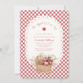 Red Gingham Boho Apple Of Our Eye ベビーシャワー 招待状 (正面)