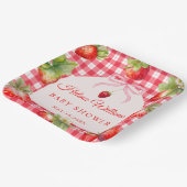 Red Gingham Bow Strawberry Baby Shower Paper Plate ペーパープレート (傾斜あり)