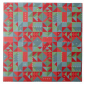Red, gray, green geometric pattern. タイル (正面)