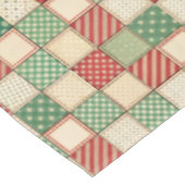 Red Green Cream Rustic Plaid Patchwork Quilt Look テーブルクロス (アングル)