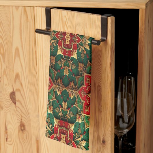 Red Green Decorative Holiday Kitchen Towel キッチンタオル (三つ折り)