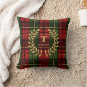 Red Green Plaid With Laurel Wreath Custom Monogram クッション (ブランケット)