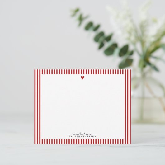 Red Heart Striped Valentine Note Card 招待状 (スタンド正面)