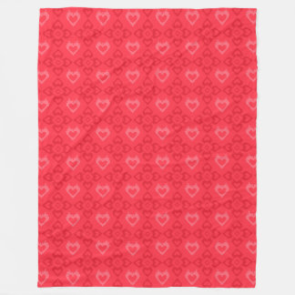 Red Ikat Style Heart Pattern フリースブランケット