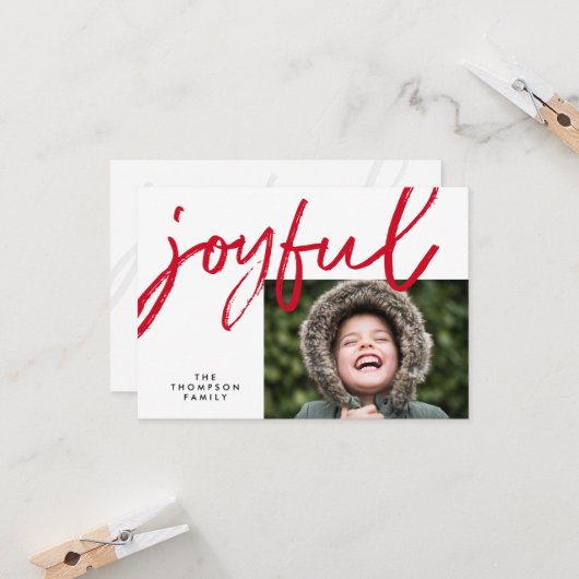 Red Joyful typography Modern Christmas Photo カード (正面/裏面インサイチュ)