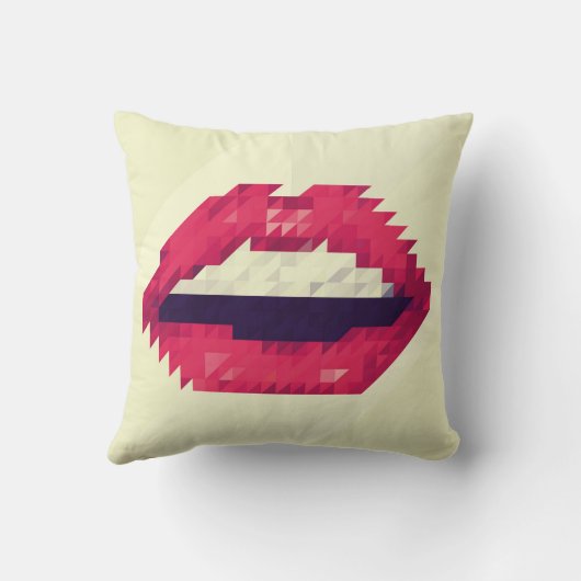 Red lips made of small triangles, pixelshipster,pi クッション (裏面)