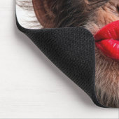 Red Lipstick on a Chimpanzee マウスパッド (コーナー)