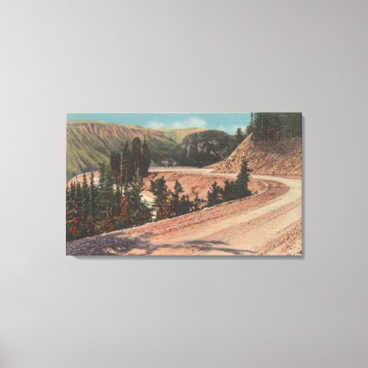 Red Lodge, MT - View of Mae West Curve キャンバスプリント (正面)