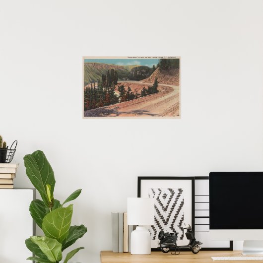 Red Lodge, MT - View of Mae West Curve ポスター (ホームオフィス)