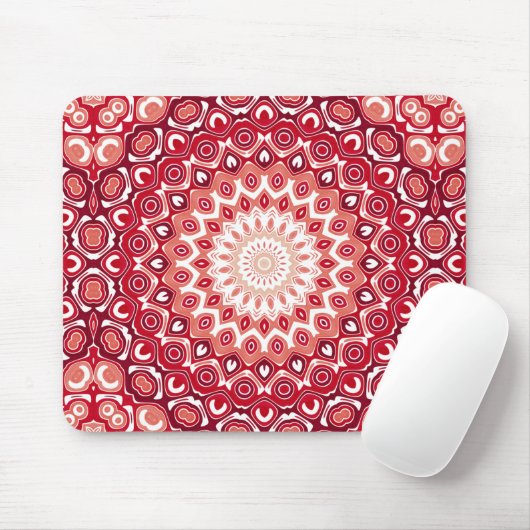 Red Mandala Medallion Bold Pattern Design マウスパッド (マウス)