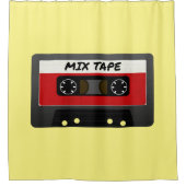 Red Mix Tape - 80sおよび90sレトロギフトインスパイア シャワーカーテン (正面)