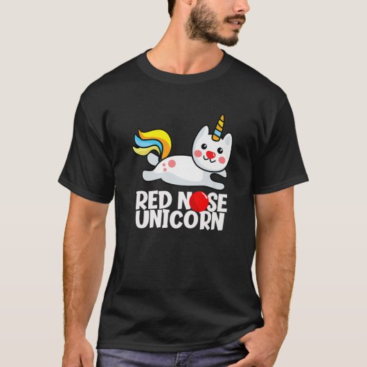 Red Nose 2022 Funny Reddish Face Unicorn Cat Tシャツ (正面)