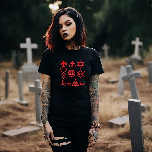 Red Occult Symbols Tシャツ