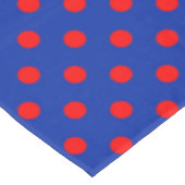 Red On Blue Polka Dots Pattern Design テーブルクロス (アングル)