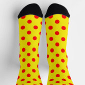 Red On Yellow Polka Dots Pattern Design  ソックス (上部)