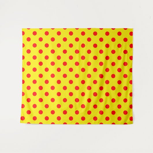 Red On Yellow Polka Dots Pattern Design  タペストリー (正面(横))